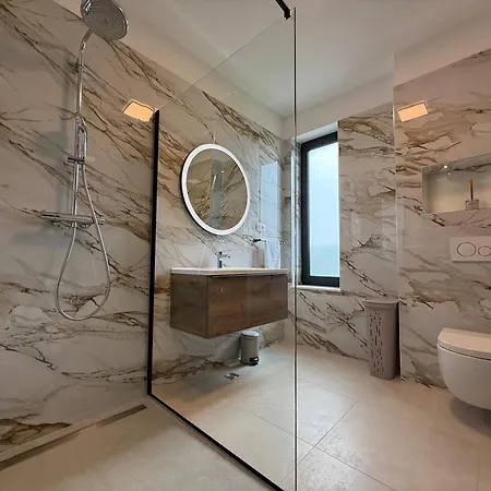 Allure Sensuelle Vila