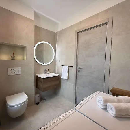 Vila Allure Sensuelle Kastela