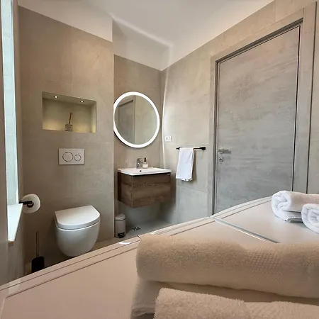 Vila Allure Sensuelle Kastela