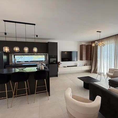 Allure Βίλα Kaštela