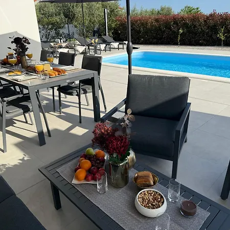 Allure Βίλα Kaštela